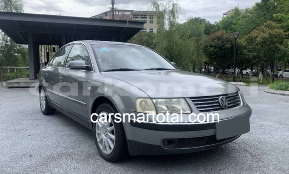 Acheter Occasion Voiture Volkswagen Passat Gris à Moroni, Grande Comore