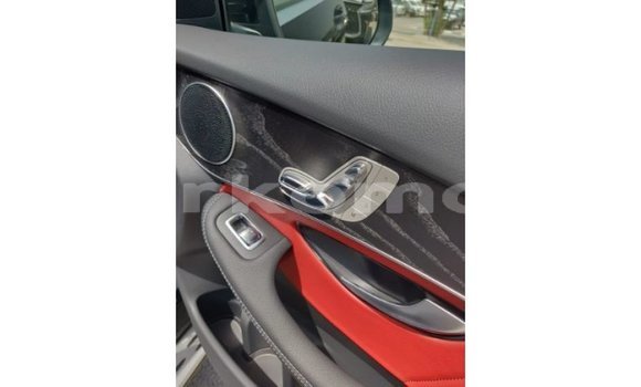 Acheter Import Voiture Mercedes-Benz 190 Noir à Import - Dubai, Grande Comore