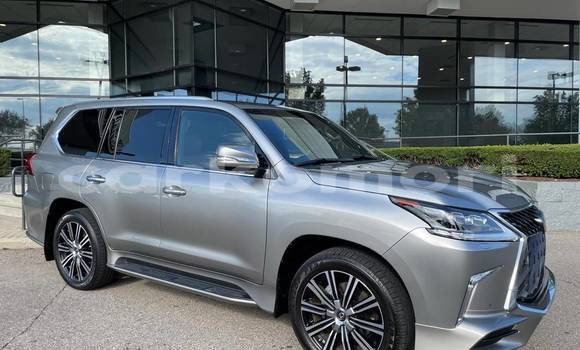 Buy Used Lexus LX 570 Silver Car in Domoni in Anjouan Buy Used Lexus LX 570 Silver Car in Domoni in Anjouan