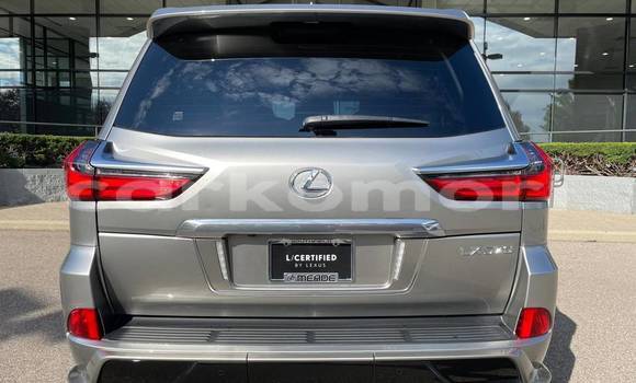 Buy Used Lexus LX 570 Silver Car in Domoni in Anjouan Buy Used Lexus LX 570 Silver Car in Domoni in Anjouan