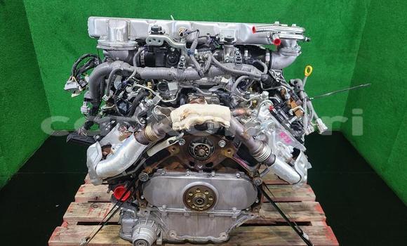 Acheter TOYOTA LAND CRUISER à Moroni, Grande Comore Acheter TOYOTA LAND CRUISER à Moroni, Grande Comore