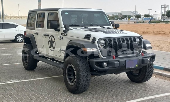 Acheter Occasion Voiture Jeep Wrangler Blanc à Moroni, Grande Comore Acheter Occasion Voiture Jeep Wrangler Blanc à Moroni, Grande Comore