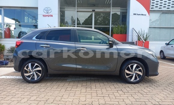 Acheter Occasion Voiture Toyota Starlet Bleu à Moroni, Grande Comore Acheter Occasion Voiture Toyota Starlet Bleu à Moroni, Grande Comore