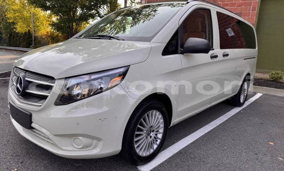 Acheter Occasion Voiture Mercedes-Benz Vito Blanc à Moroni, Grande Comore Acheter Occasion Voiture Mercedes-Benz Vito Blanc à Moroni, Grande Comore