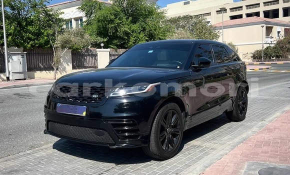 Acheter Occasion Voiture Land Rover Range Rover Velar Noir à Mutsamudu, Anjouan Acheter Occasion Voiture Land Rover Range Rover Velar Noir à Mutsamudu, Anjouan
