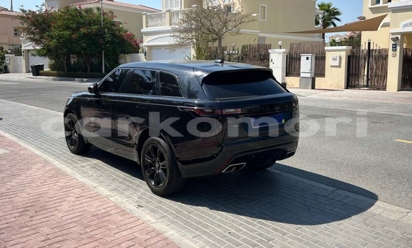 Acheter Occasion Voiture Land Rover Range Rover Velar Noir à Mutsamudu, Anjouan Acheter Occasion Voiture Land Rover Range Rover Velar Noir à Mutsamudu, Anjouan