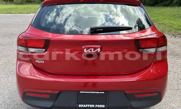 Acheter Occasion Voiture Kia Rio Rouge à Moroni, Grande Comore Acheter Occasion Voiture Kia Rio Rouge à Moroni, Grande Comore