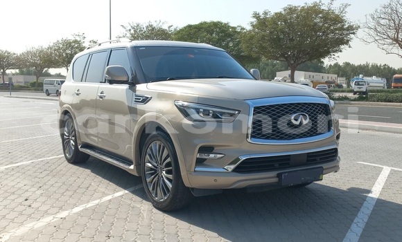 Acheter Occasion Voiture Infiniti QX80 Beige à Moroni, Grande Comore Acheter Occasion Voiture Infiniti QX80 Beige à Moroni, Grande Comore