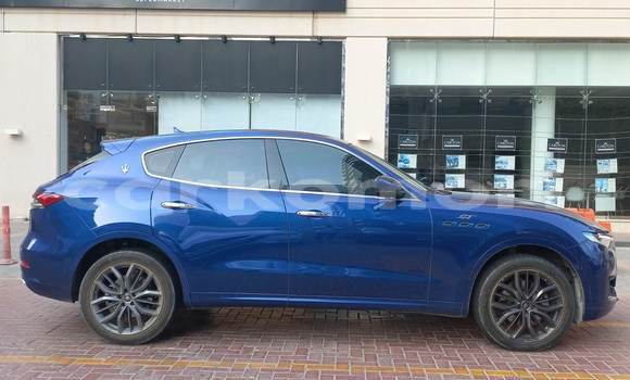 Acheter Occasion Voiture Maserati Levante Bleu à Moroni, Grande Comore Acheter Occasion Voiture Maserati Levante Bleu à Moroni, Grande Comore