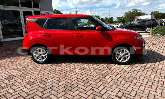Acheter Occasion Voiture Kia Soul Rouge à Mirontsi, Anjouan Acheter Occasion Voiture Kia Soul Rouge à Mirontsi, Anjouan