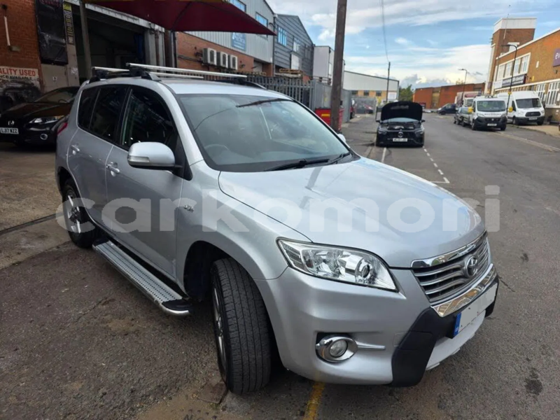 Big with watermark toyota rav4 grande comore moroni 3960
