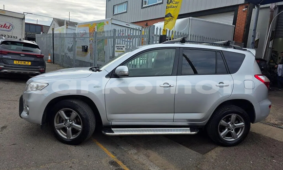 Acheter Occasion Voiture Toyota RAV4 Gris à Moroni, Grande Comore Acheter Occasion Voiture Toyota RAV4 Gris à Moroni, Grande Comore