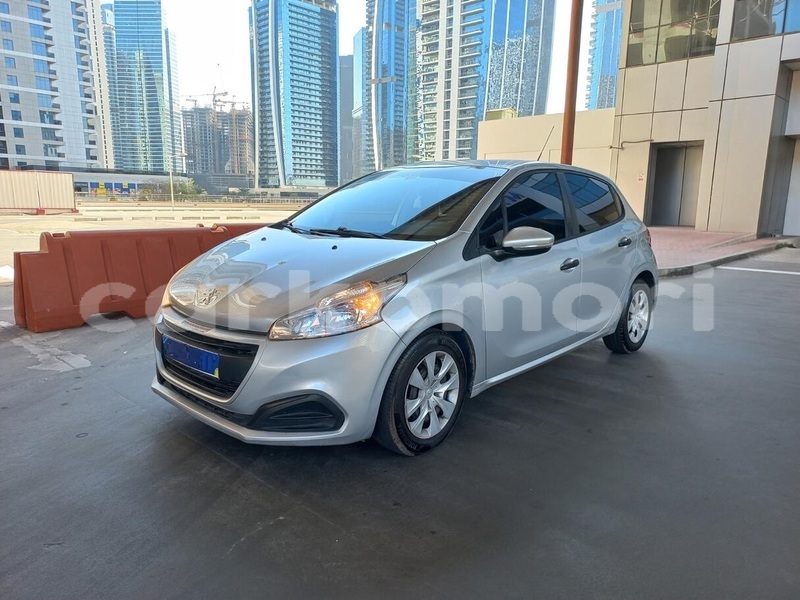 Big with watermark peugeot 208 grande comore moroni 3961
