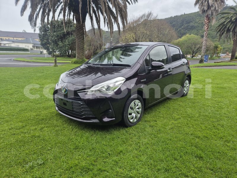 Big with watermark toyota vitz grande comore moroni 3962