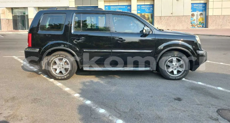 Big with watermark honda pilot grande comore moroni 3966
