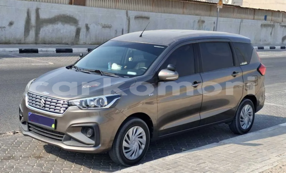 Acheter Occasion Voiture Suzuki Ertiga Marron à Moroni, Grande Comore
