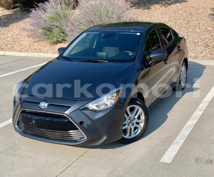 Big with watermark toyota yaris grande comore moroni 3970