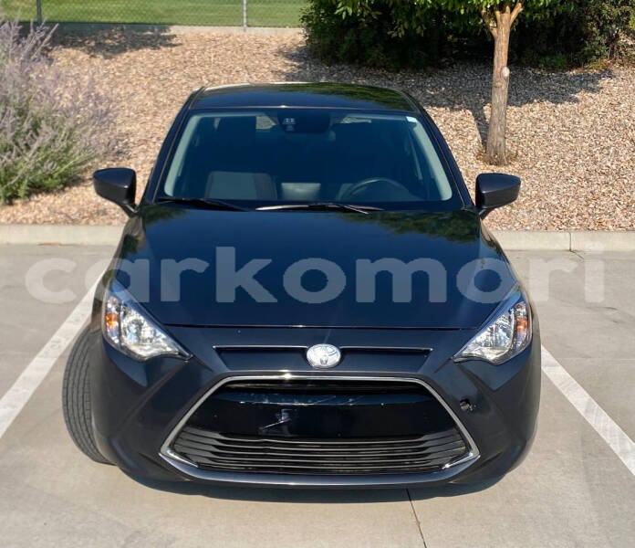 Big with watermark toyota yaris grande comore moroni 3970