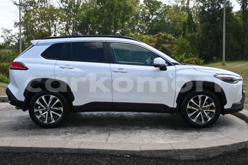 Big with watermark toyota corolla cross grande comore moroni 3971