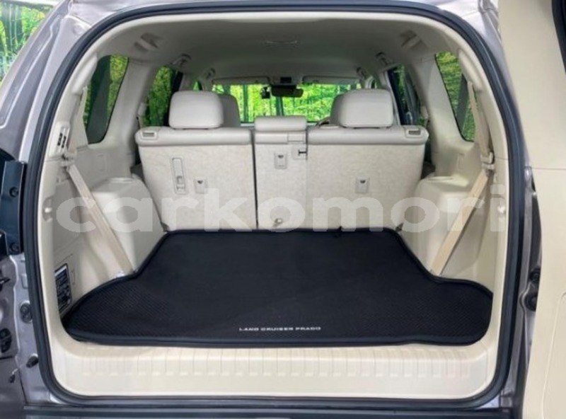 Big with watermark toyota land cruiser prado grande comore moroni 3981