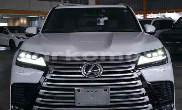 Acheter Occasion Voiture Lexus LX Blanc à Moroni, Grande Comore Acheter Occasion Voiture Lexus LX Blanc à Moroni, Grande Comore