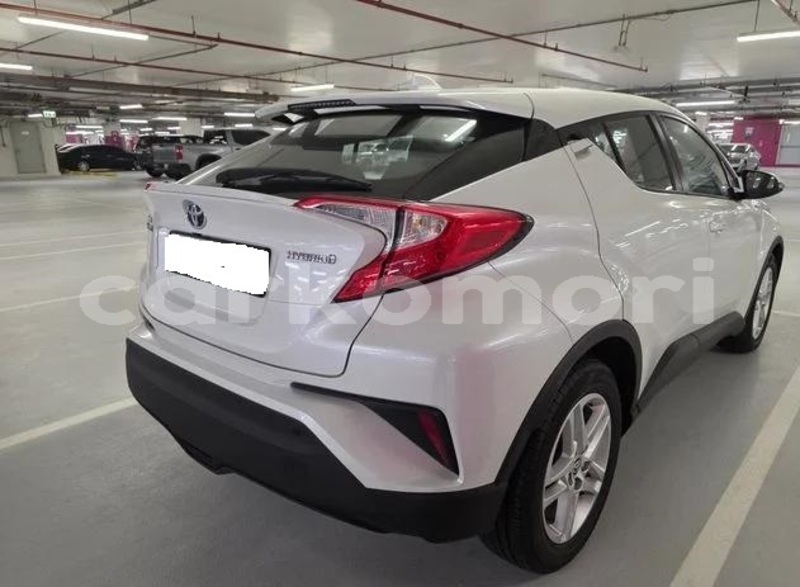 Big with watermark toyota c hr ndzuwani moutsamoudou 3991