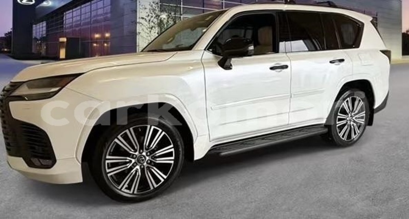 Big with watermark lexus lx grande comore moroni 3994