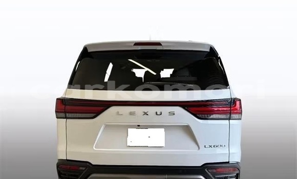 Buy Used Lexus LX White Car in Moroni in Great Comore Buy Used Lexus LX White Car in Moroni in Great Comore