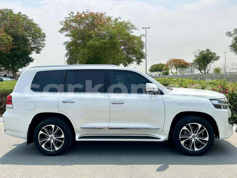 Big with watermark toyota land cruiser anjouan mutsamudu 3998