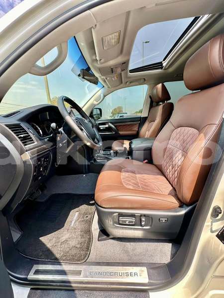 Big with watermark toyota land cruiser anjouan mutsamudu 3998