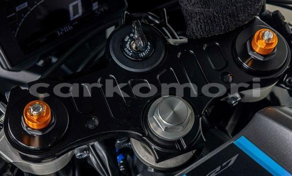 Acheter Occasion Moto Yamaha YZF Blanc à Moroni, Grande Comore Acheter Occasion Moto Yamaha YZF Blanc à Moroni, Grande Comore