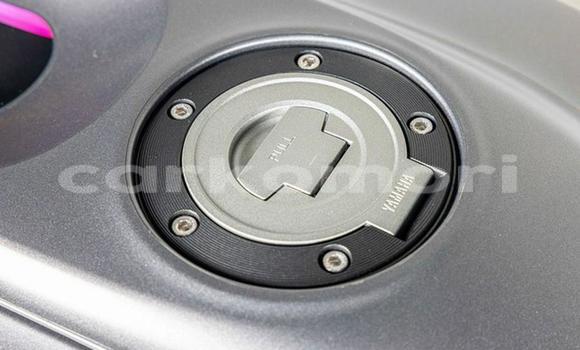 Acheter Occasion Moto Yamaha YZF Blanc à Moroni, Grande Comore Acheter Occasion Moto Yamaha YZF Blanc à Moroni, Grande Comore