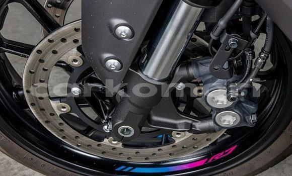 Acheter Occasion Moto Yamaha YZF Blanc à Moroni, Grande Comore Acheter Occasion Moto Yamaha YZF Blanc à Moroni, Grande Comore