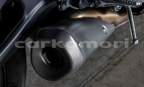 Acheter Occasion Moto Yamaha YZF Blanc à Moroni, Grande Comore Acheter Occasion Moto Yamaha YZF Blanc à Moroni, Grande Comore