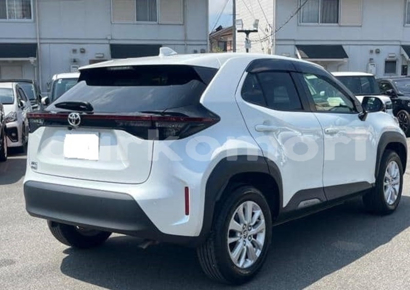 Big with watermark toyota yaris grande comore moroni 4004