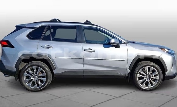 Acheter Occasion Voiture Toyota RAV4 Gris à Moroni, Grande Comore Acheter Occasion Voiture Toyota RAV4 Gris à Moroni, Grande Comore