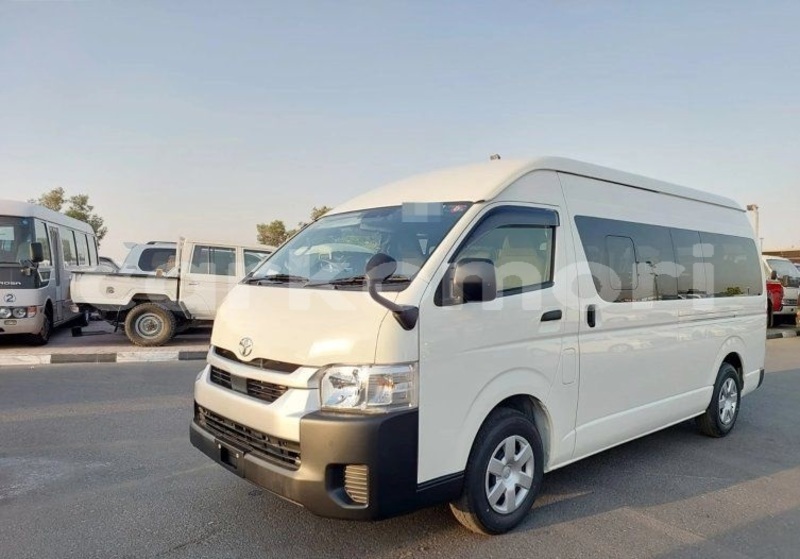 Big with watermark toyota hiace anjouan domoni 4012