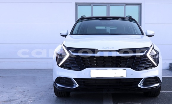 Acheter Occasion Voiture Kia Sportage Blanc à Moroni, Grande Comore Acheter Occasion Voiture Kia Sportage Blanc à Moroni, Grande Comore