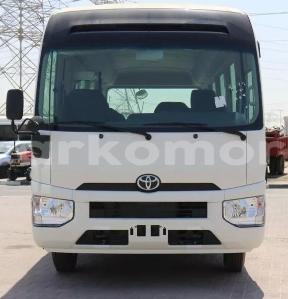 Big with watermark toyota coaster grande comore moroni 4017