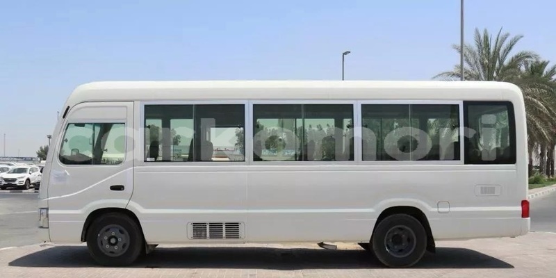 Big with watermark toyota coaster grande comore moroni 4017