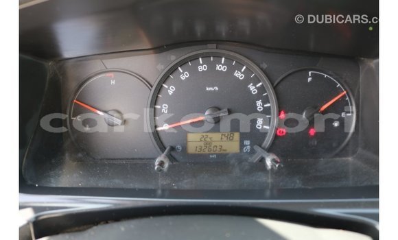 Acheter Import Voiture Toyota Hiace Blanc à Import - Dubai, Grande Comore