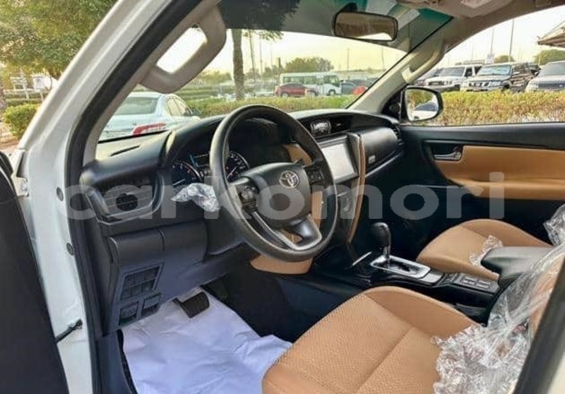 Big with watermark toyota fortuner grande comore moroni 4021