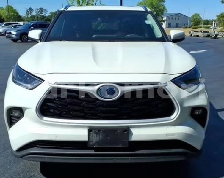 Big with watermark toyota highlander anjouan domoni 4024
