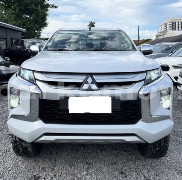 Big with watermark mitsubishi l200 grande comore moroni 4025