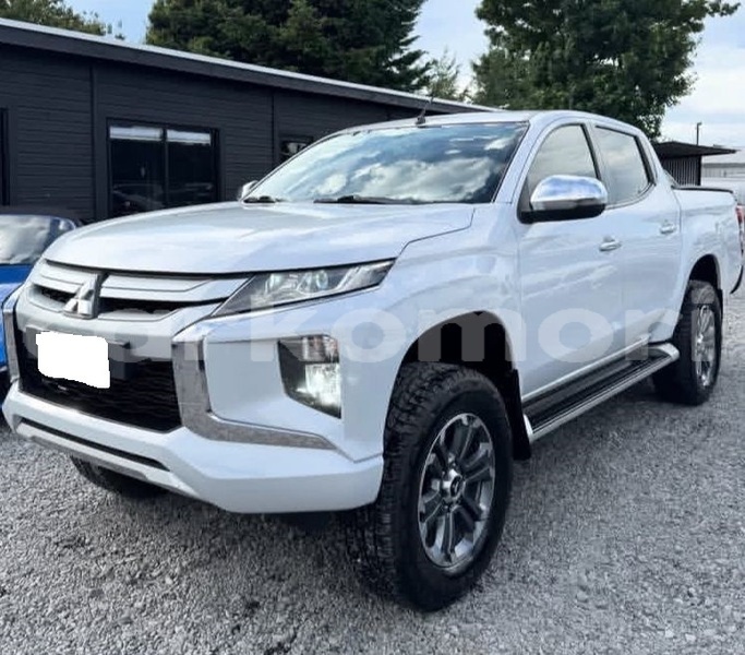 Big with watermark mitsubishi l200 grande comore moroni 4025