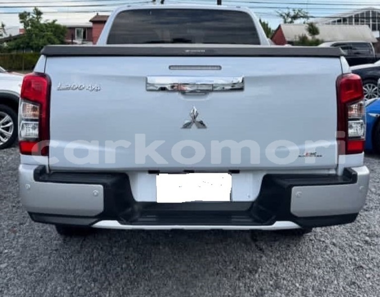 Big with watermark mitsubishi l200 grande comore moroni 4025