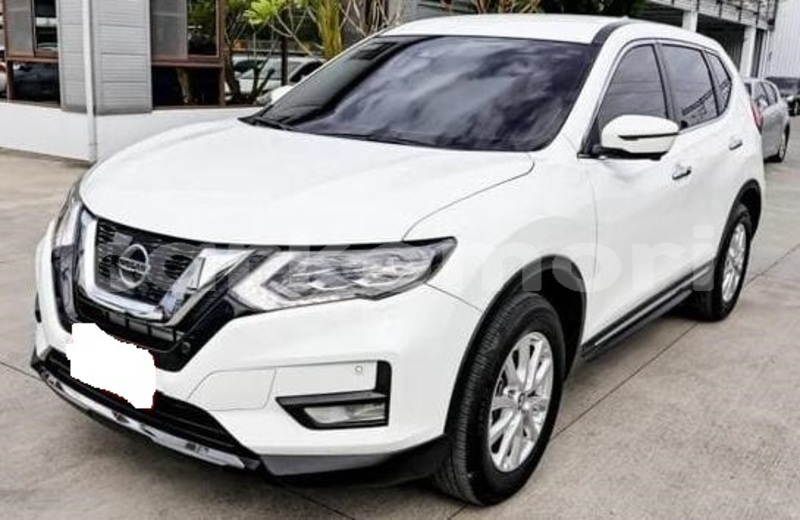 Big with watermark nissan x trail grande comore moroni 4026