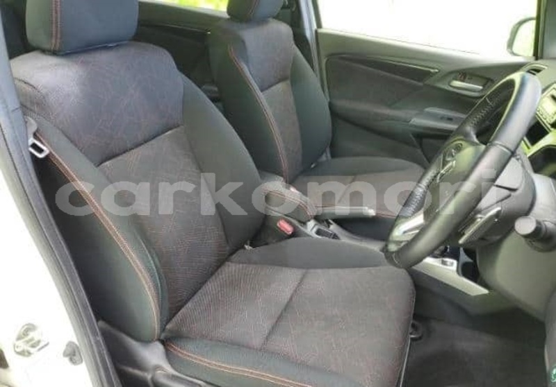 Big with watermark honda fit grande comore moroni 4027