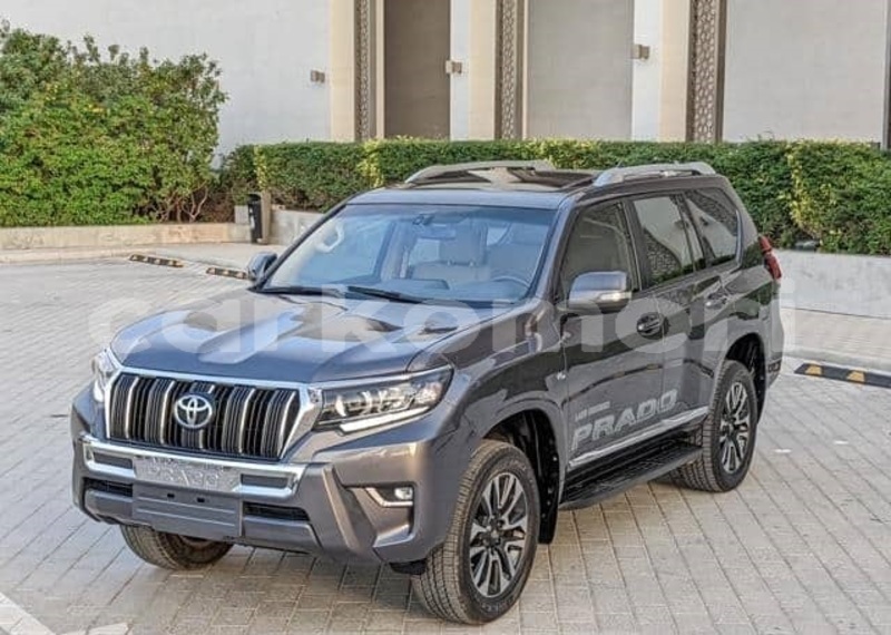 Big with watermark toyota land cruiser prado grande comore moroni 4028