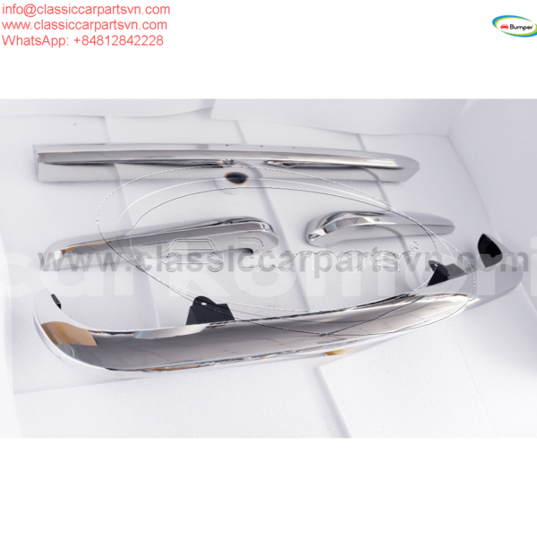 Big with watermark triumph tr6 anjouan ouani 4034